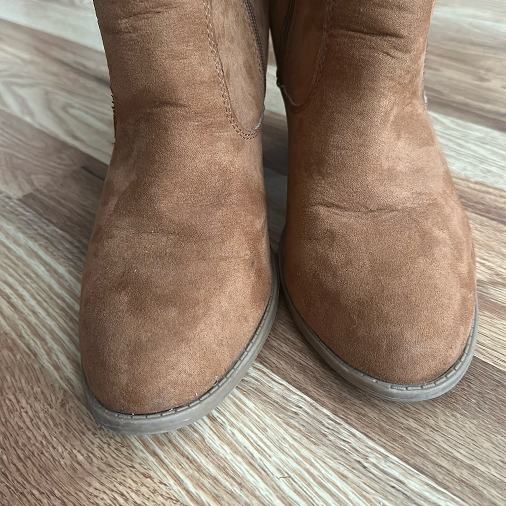 U.S. Polo ASSN brown heeled ankle boots size 11 - Picture 6 of 10